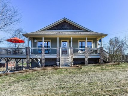 555 Olivette Road sold home in Olivette Acres, Asheville, NC
