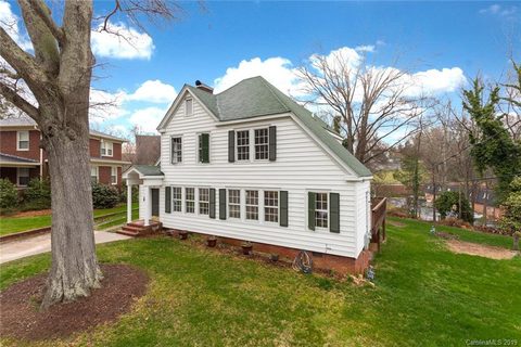 27 Washington Lane