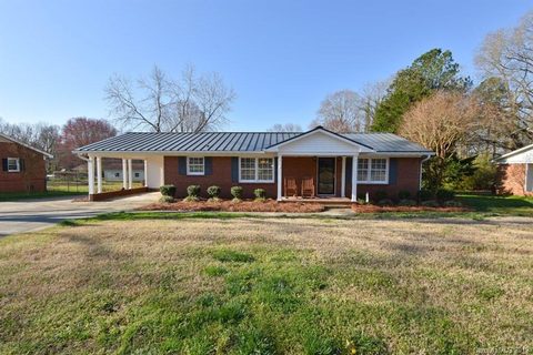 2216 White Store Road 11