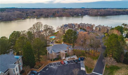 Previously sold for $275,000