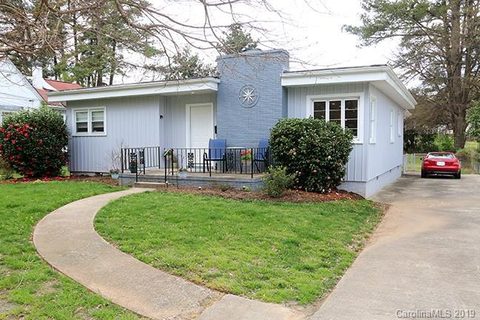 305 Oakdale Street