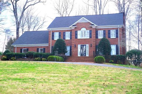 3101 Ninth Tee Drive sold home in Country Club Acres, Newton, NC