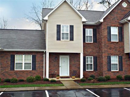 1098 22nd Street 405 sold townhome in Spring Meadows, Hickory, NC