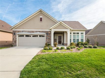 1010 Quincy Hollow Drive sold home in The Courtyards at Weddington Road, Matthews, NC