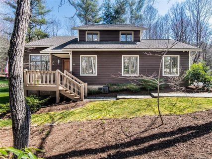 44 Tree Top Drive
