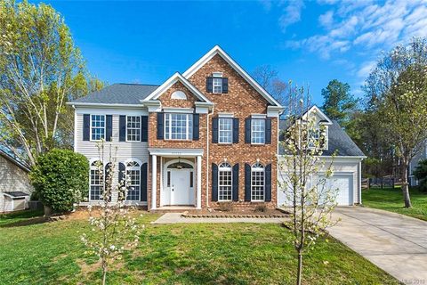 12221 Silveroak Lane