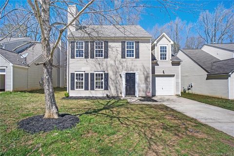 5231 Grass Ridge Drive sold home in Grass Meadows, Charlotte, NC