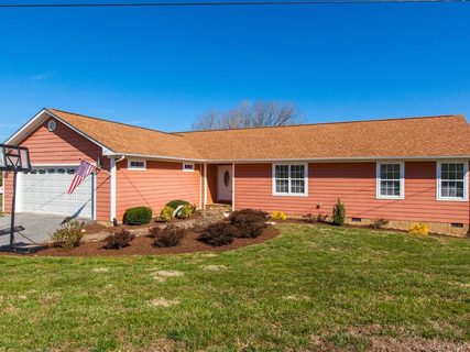 27 Fates Circle sold home in Christophers Crossing, Flat Rock, NC