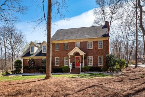 11027 Brandonwood Lane sold home in Brandonwood, Matthews, NC