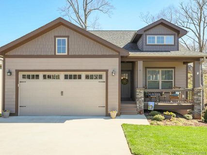 6 Asher Lane