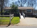 2205 Longleaf Drive sold home in Charlotte, SC