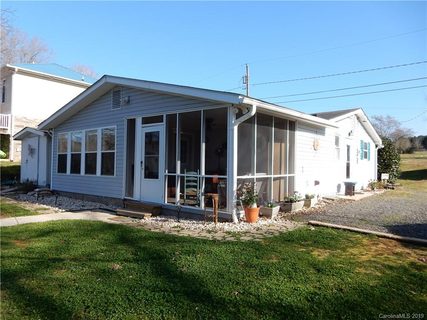 22218 Oakwood Road sold home in Oakwood Park, Albemarle, NC