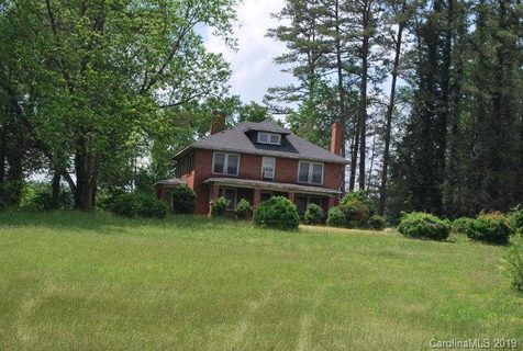 2464 Old Hwy 221 South