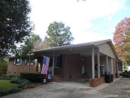 1323 Oak Hill Drive