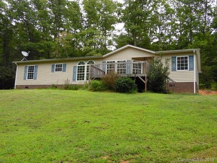 488 Open Valley sold manufactured home in Sugar Hill, Marion, NC