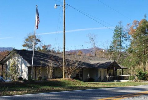 1652 Henry Mccall Road sold manufactured home in Pleasant Gardens, Marion, NC
