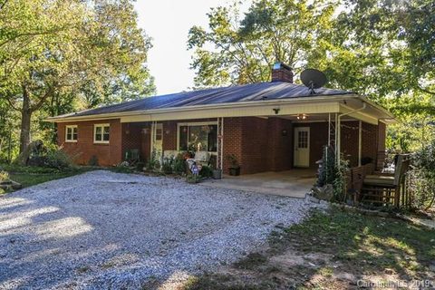 181 Shea Drive sold home in Sugar Hill, Marion, NC