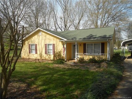 513 Cresthaven Drive