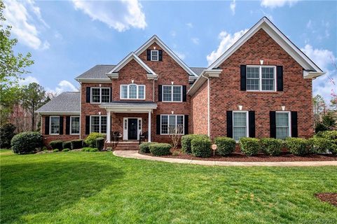606 Maple Valley Court sold home in Lake Forest Preserve, Weddington, NC
