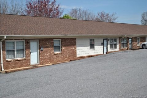 525 12th Street None #2 sold home in Grandview Terrace, Hickory, NC