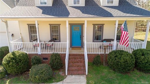 322 Little Daisy Lane sold home in The Hylands, York, SC