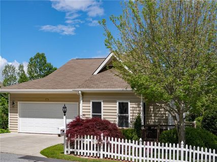 Previously sold for $408,000