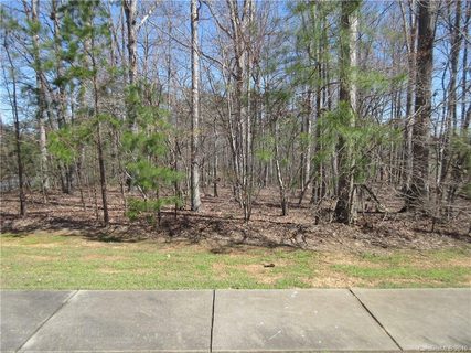 1302 Prestwick Lane
