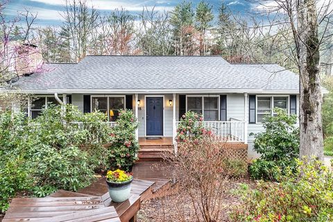 115 Forest Lake Drive