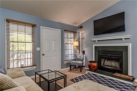 430 Queens Road 331