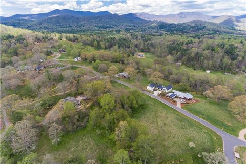 24 Wandering Oaks Way 11