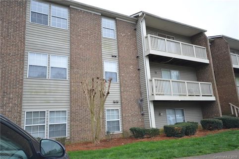 1638 Arlyn Circle J