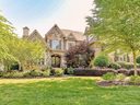 1121 Bromley Drive sold home in Matthews, SC