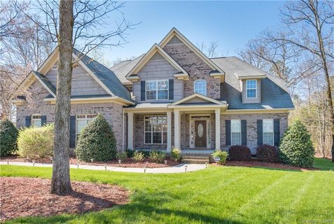 1005 Pine Twig Way