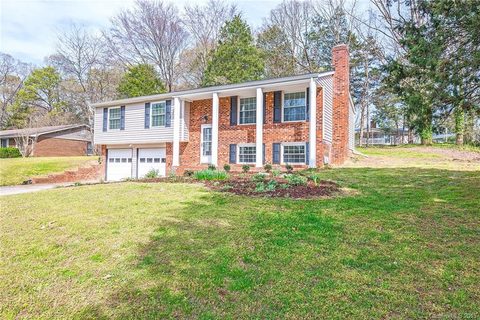 Previously sold for $261,000