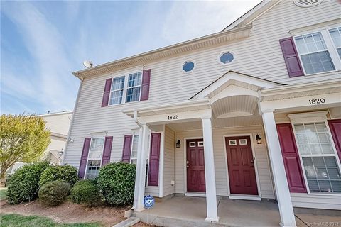 1822 Butterfly Lane