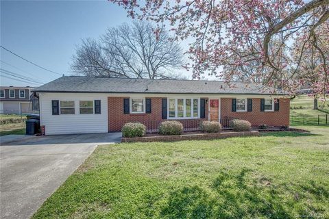214 Johnston Drive sold home in Woodland Park, Belmont, NC