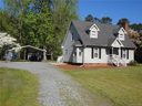 9601 Washam Potts Road sold home in Cornelius, SC