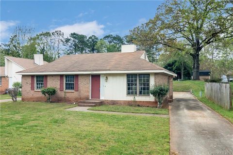 8107 Country Oaks Road