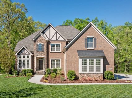 206 Tallow Tree Court