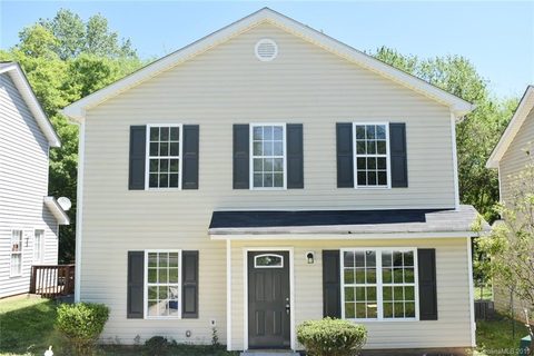 2523 Beachmont Avenue sold home in Steel Creek, Charlotte, NC