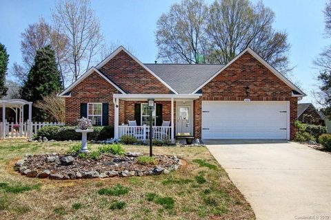122 Yorkshire Drive