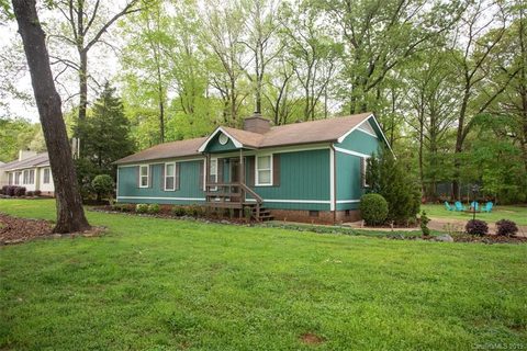 15535 Walnut Cove Drive