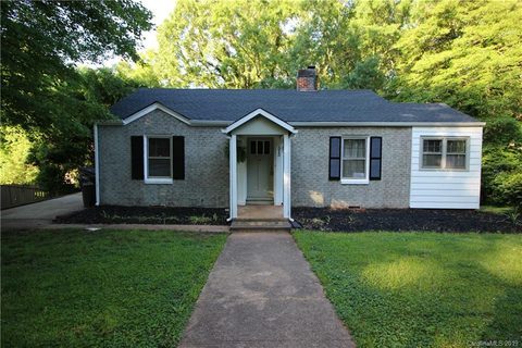 313 Westwood Drive