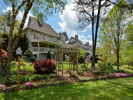 Previously sold for $427,000