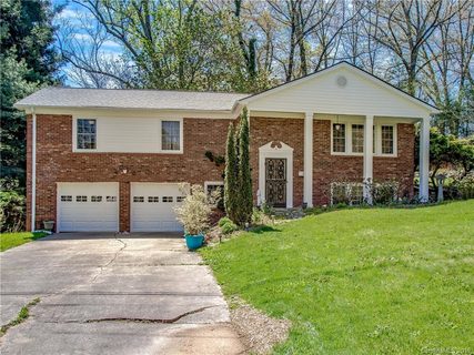 4 W Haith Drive sold home in Oakland Forest, Asheville, NC