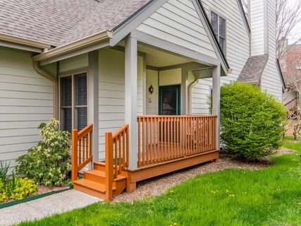 16 Little Cedar Court