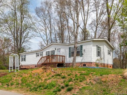 51 Farmstead Road sold home in Farmstead, Leicester, NC