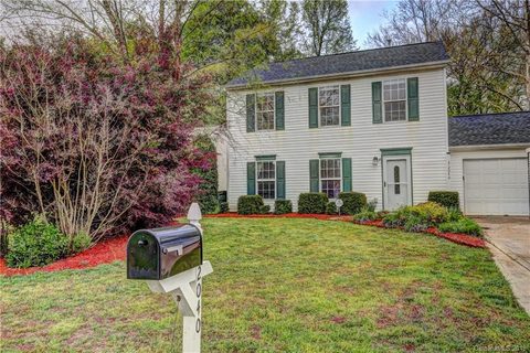 2040 Chapel Creek Road sold home in Autumn Ridge, Concord, NC