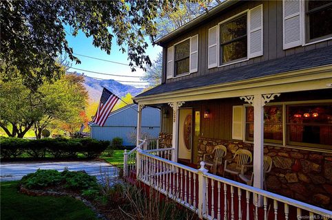 329 Riddle Cove Road sold home in Creekside Villas, Maggie Valley, NC