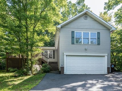 10 Silver Springs Drive sold home in The Cliffs, Asheville, NC